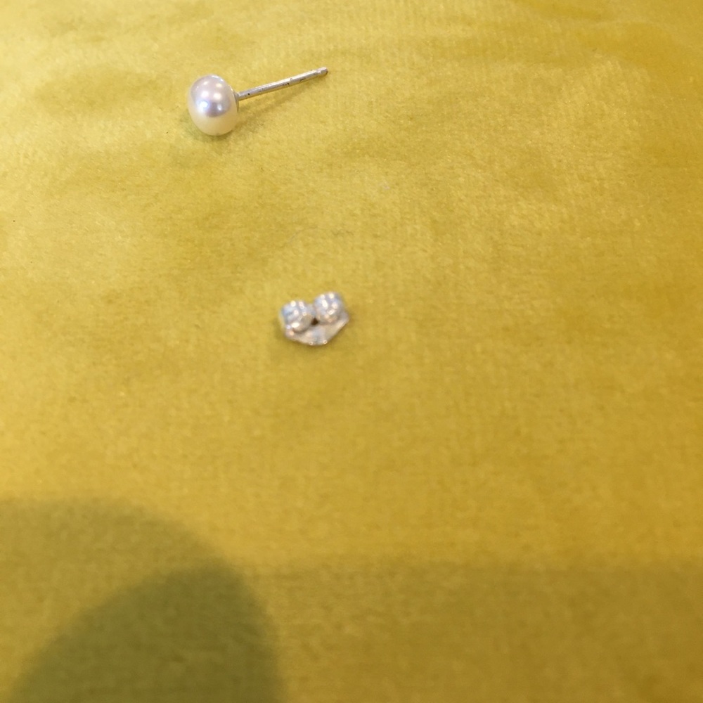 Freshwater Pearl Bracelet +Earrings (SW) - Picture 4 of 9